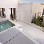 Hotel Yfes