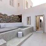 Yfes Hotel Kithnos
