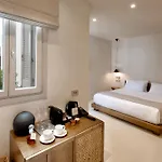 Hotel Yfes *